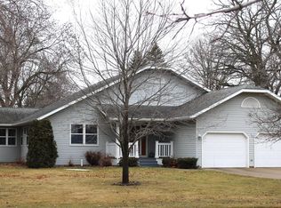 1108 Nokomis St, Alexandria, MN 56308