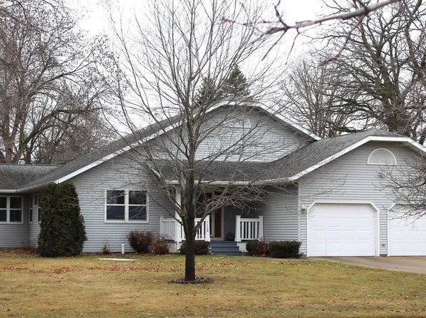 1108 Nokomis St, Alexandria, MN 56308