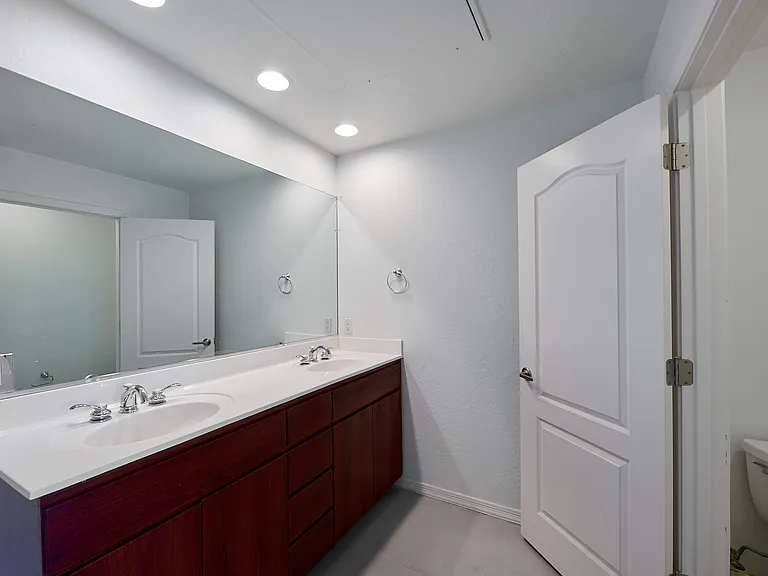 17 W Vernon Ave #612 — Photo 12