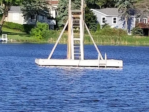5th image of 1901 Lakesview Dr