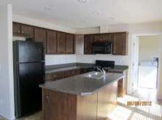 1130 Bedford Pl, Wayland, MI 49348