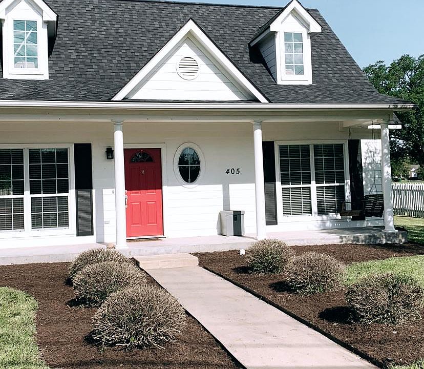 1st image of 405 Francis Dr
