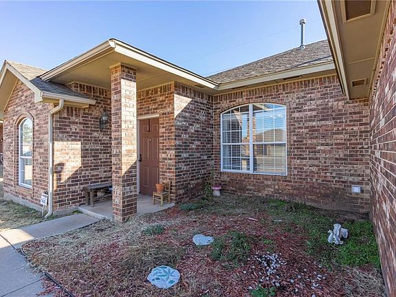 5th image of 1821 Parkridge Dr