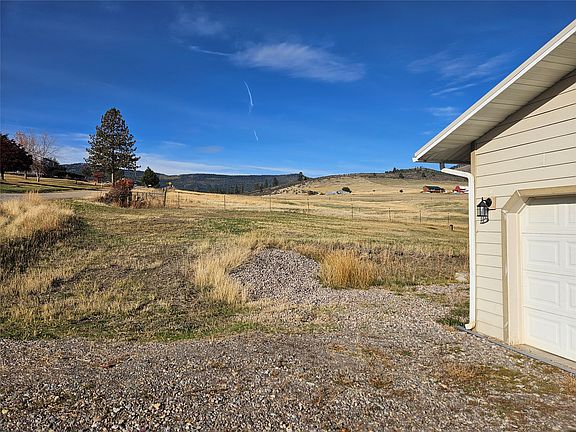 3rd image of 508 North Rd