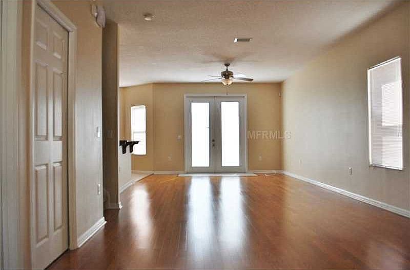 1st image of 1011 E Mohawk Ave