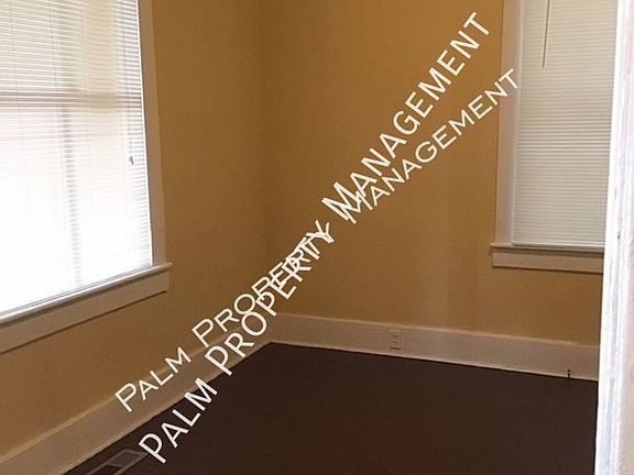 5th image of 1013 E Park Ave