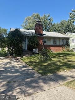 2nd image of 6502 Parkway Ct