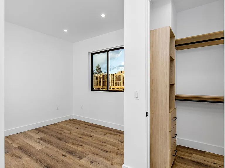 5311 Ben Ave #1/2 — Photo 15