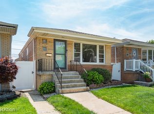 5917 W 59th St, Chicago, IL 60638