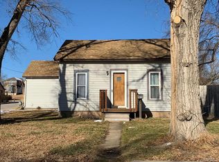 415 W 8th St, Ellsworth, KS 67439