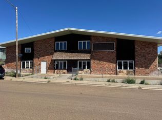 420 Cascade St, Wolf Point, MT 59201