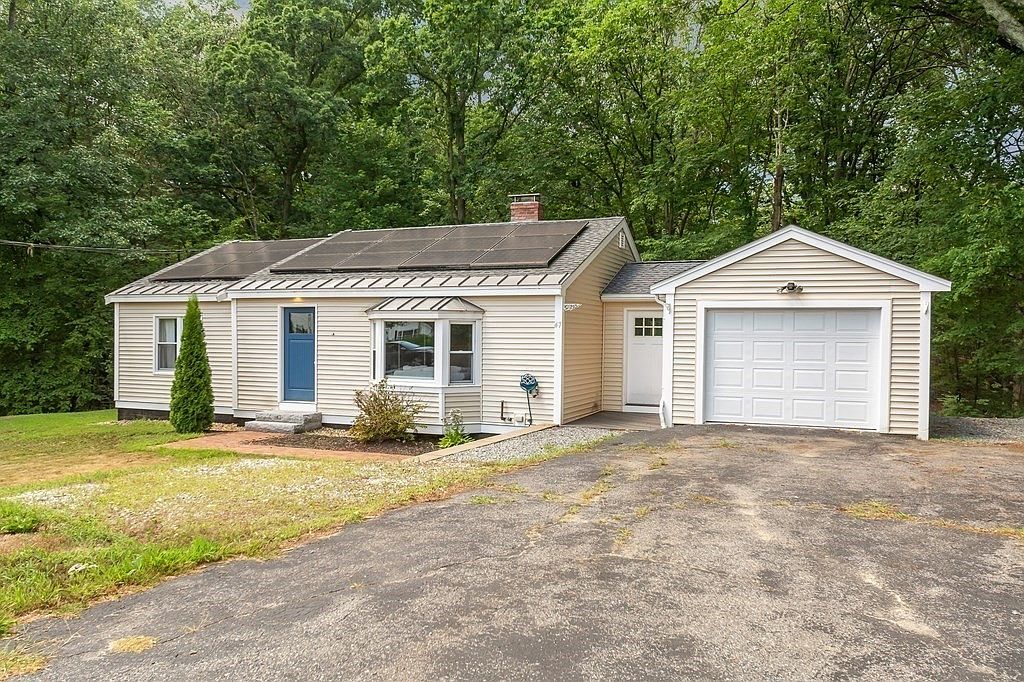47 Whalom Rd, Lunenburg, MA 01462 Zillow