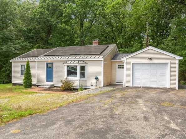47 Whalom Rd, Lunenburg, MA 01462