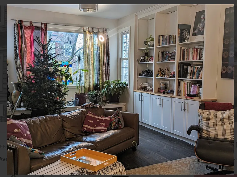 3503 W Dickens Ave — Photo 4