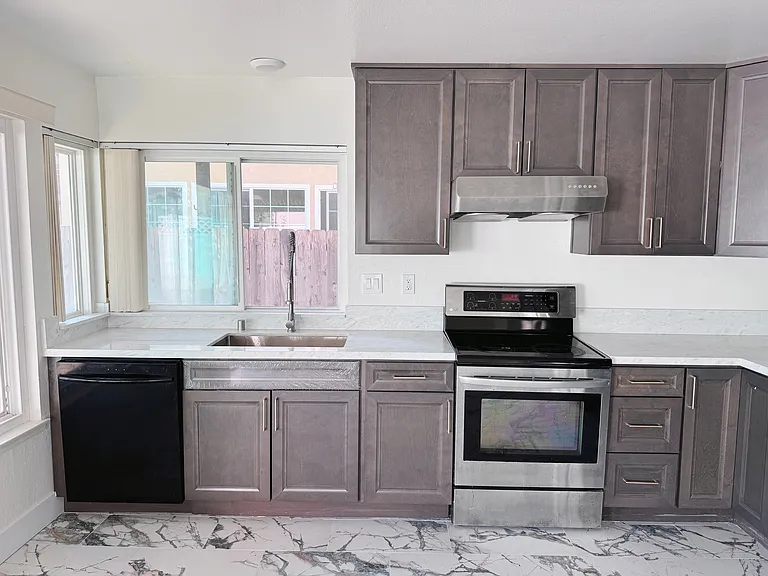 8955 Taurus Pl — Photo 13