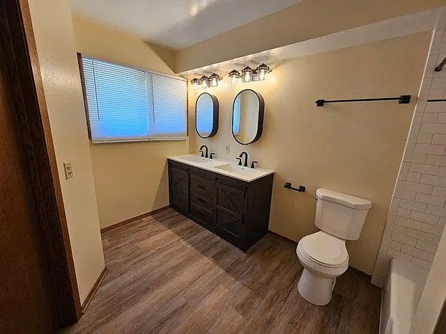 11106 W Maple Ln — Photo 34