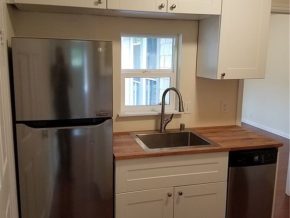 4th image of 6018 S Alder St