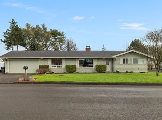 809 Meadow Ave, Tillamook, OR 97141