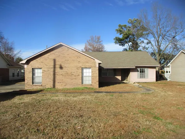 172 S Gosnell St, Gosnell, AR 72315