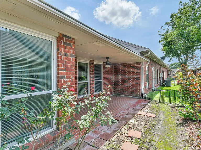 3327 S Country Meadows Ln — Photo 22