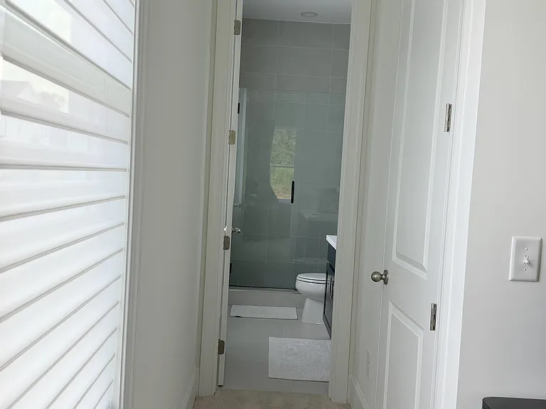 6950 Pond View Dr #1 — Photo 4