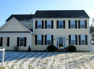 383 Raymond Rd, Plymouth, MA 02360