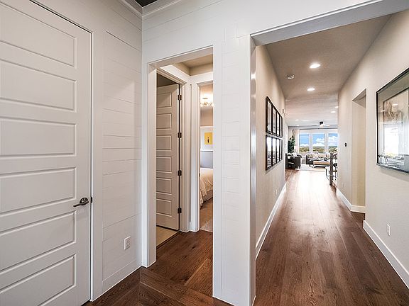 Rancho Sienna Fairfield Foyer