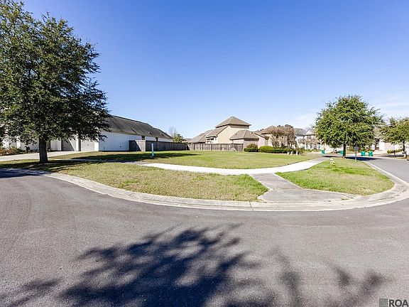 2nd image of 3691 Creole Ct