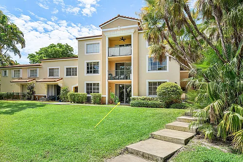 111 Yacht Club Way Photo 1