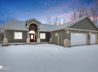 4704 W Riggs Cir, Wasilla, AK 99623