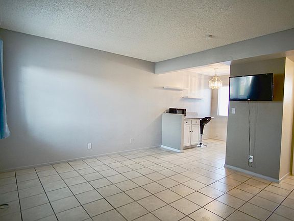 3rd image of 3730 Palos Verdes St #11