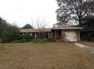 1412 Grandview Dr, Crestview, FL 32539