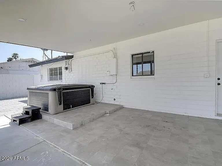 3 bed, 1811 sqft, $3,100 — Photo 3