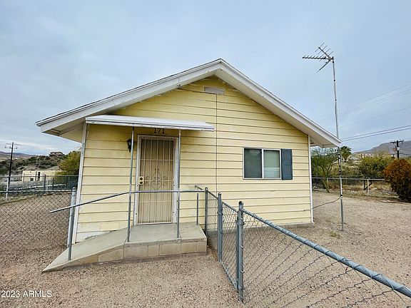 3rd image of 171 E 2ND Avenue