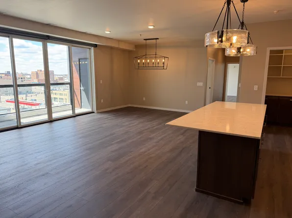 300 Main Ave #709, Fargo, ND 58103