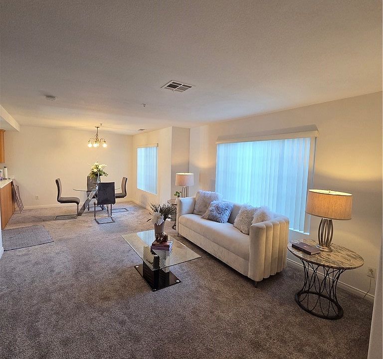 1st image of 832 Citrus Dr #7