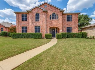511 Hugh Walker Dr, Mesquite, TX 75149