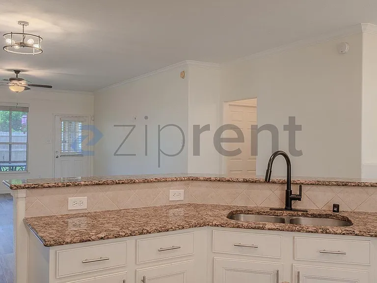 4460 Gran Canary Dr — Photo 10