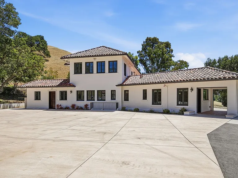 16010 Carey Ln — Photo 28