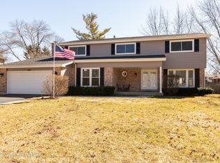 1241 W Bedford Dr, Palatine, IL