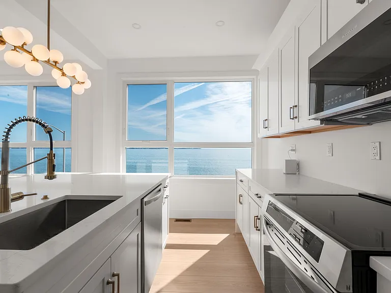 280 Endicott Ave #1 — Photo 5