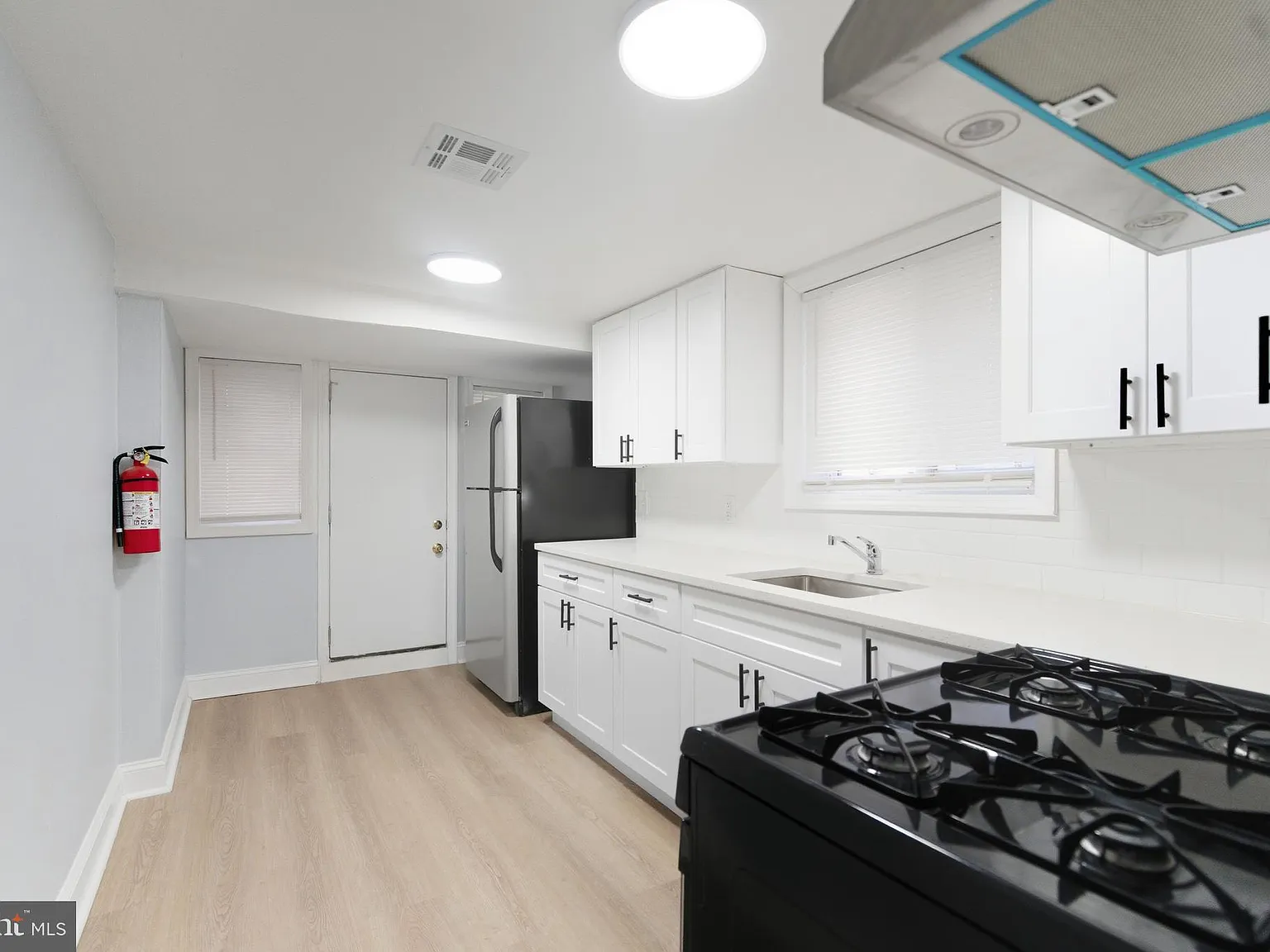 2 bed, 611 sqft, $1,450 — Photo 4