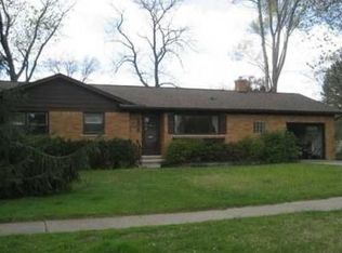 1305 N Freer Rd, Chelsea, MI 48118