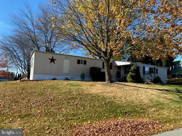 80 Quarry Rd Trailer 18, Kutztown, PA 19530