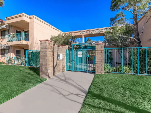 Cedar Town Square, 44942 Cedar Ave, Lancaster, CA 93534