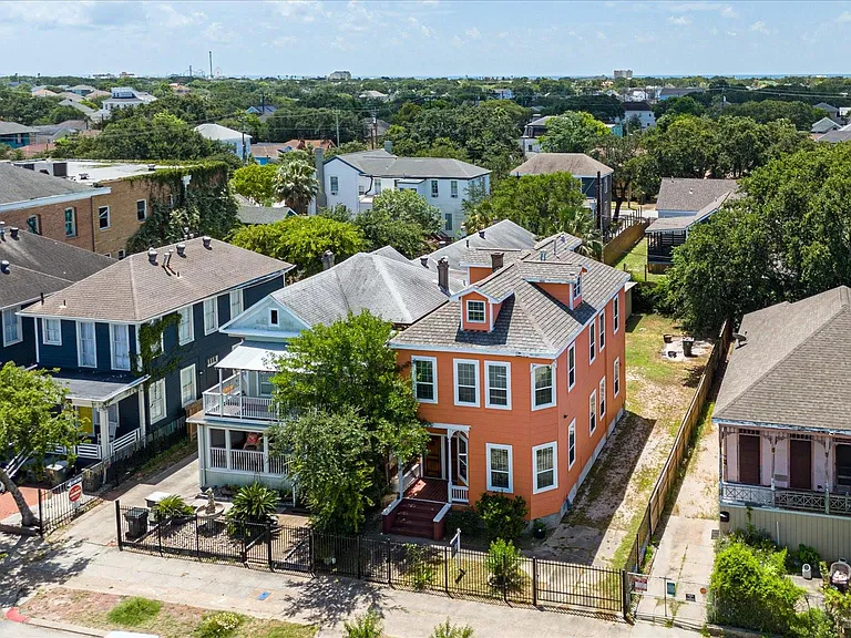 3519 Broadway St — Photo 19