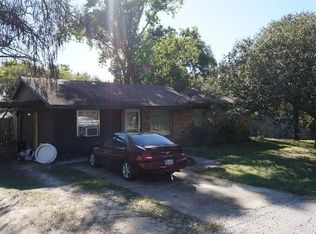 713 Barbara St, Athens, TX 75751