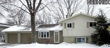 1st image of 833 Devonshire Dr