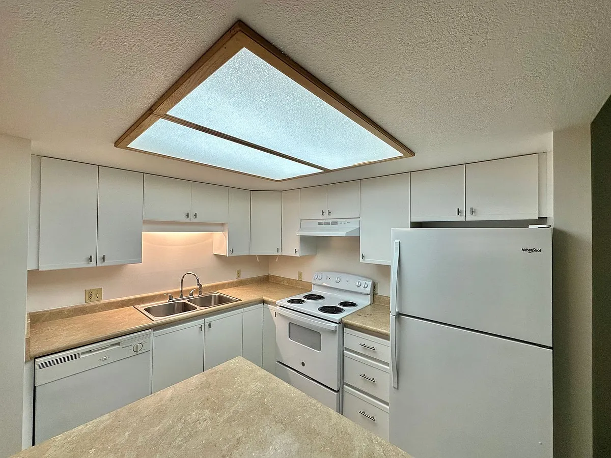 Building Photo - 2575 S Kihei Rd #H111