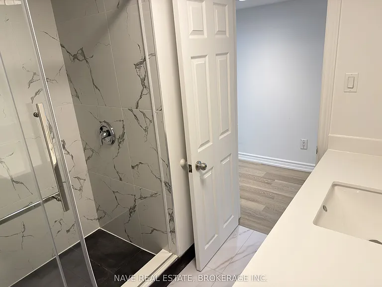 86 Elgin Mills Rd W #BASEMENT — Photo 22